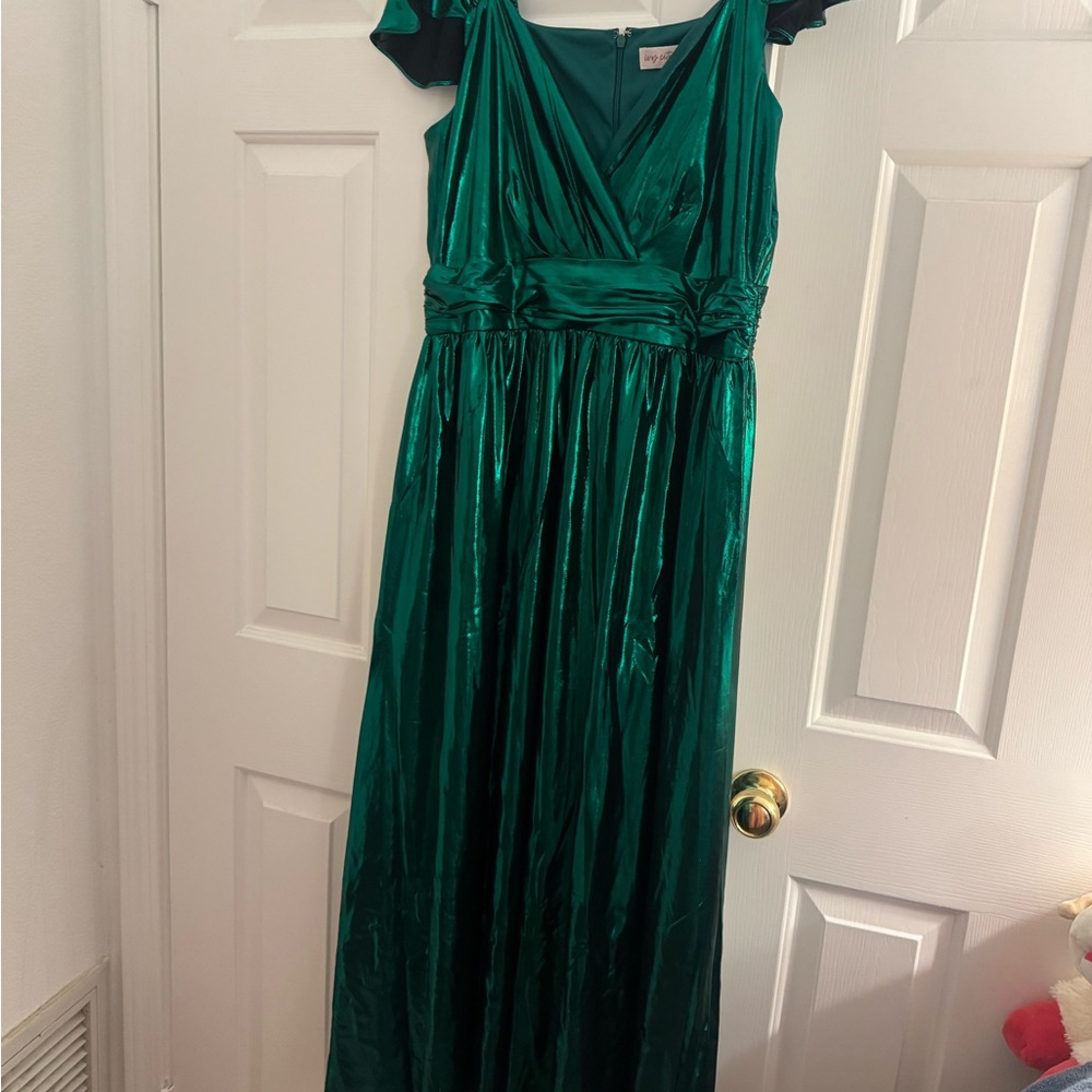 Ivy City Co Green Metalic V-Neck Dress - Picture 7 of 12